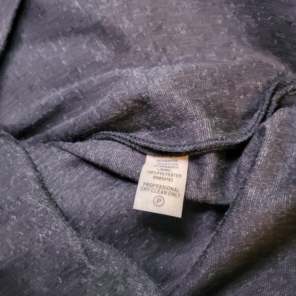 Calvin Klein Gray Knee Length Dress 3/4 Sleeve Round Neck Size 8 Petite Pockets - Picture 9 of 10